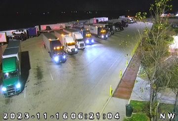 Traffic Cam Janney: I-69: 1-069-250-4-1rp REST PARK ALEXANDRIA SB