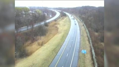 Traffic Cam New Britain › North: RT 9 North s/o Exit