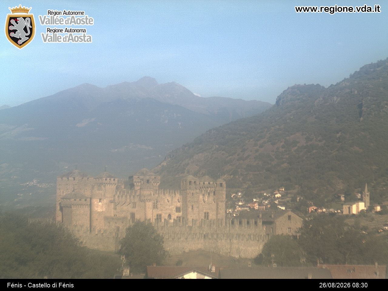 Traffic Cam Fenis: Fenis Castle
