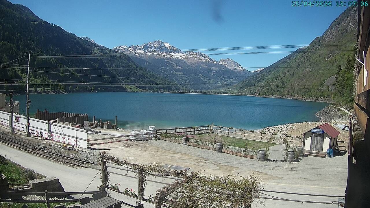 Miralago: Lago di Poschiavo - Piz Varuna
