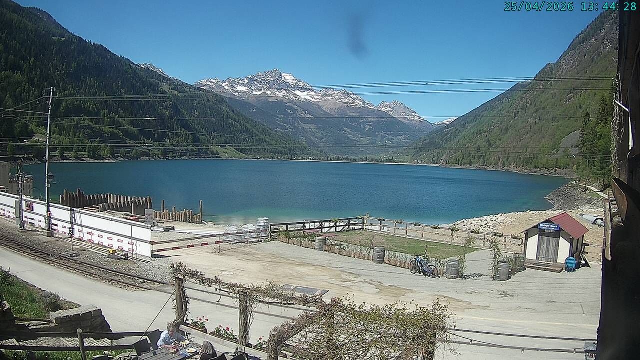 Miralago: Lago di Poschiavo - Piz Varuna