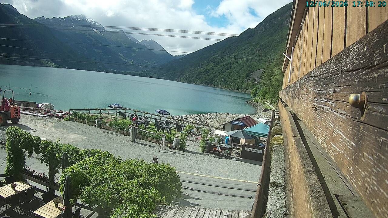 Miralago: Lago di Poschiavo - Piz Varuna