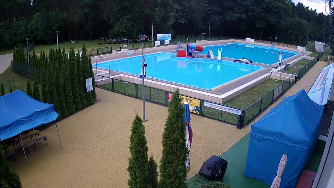 Traffic Cam Wielacza: Swimming pool, Dębica