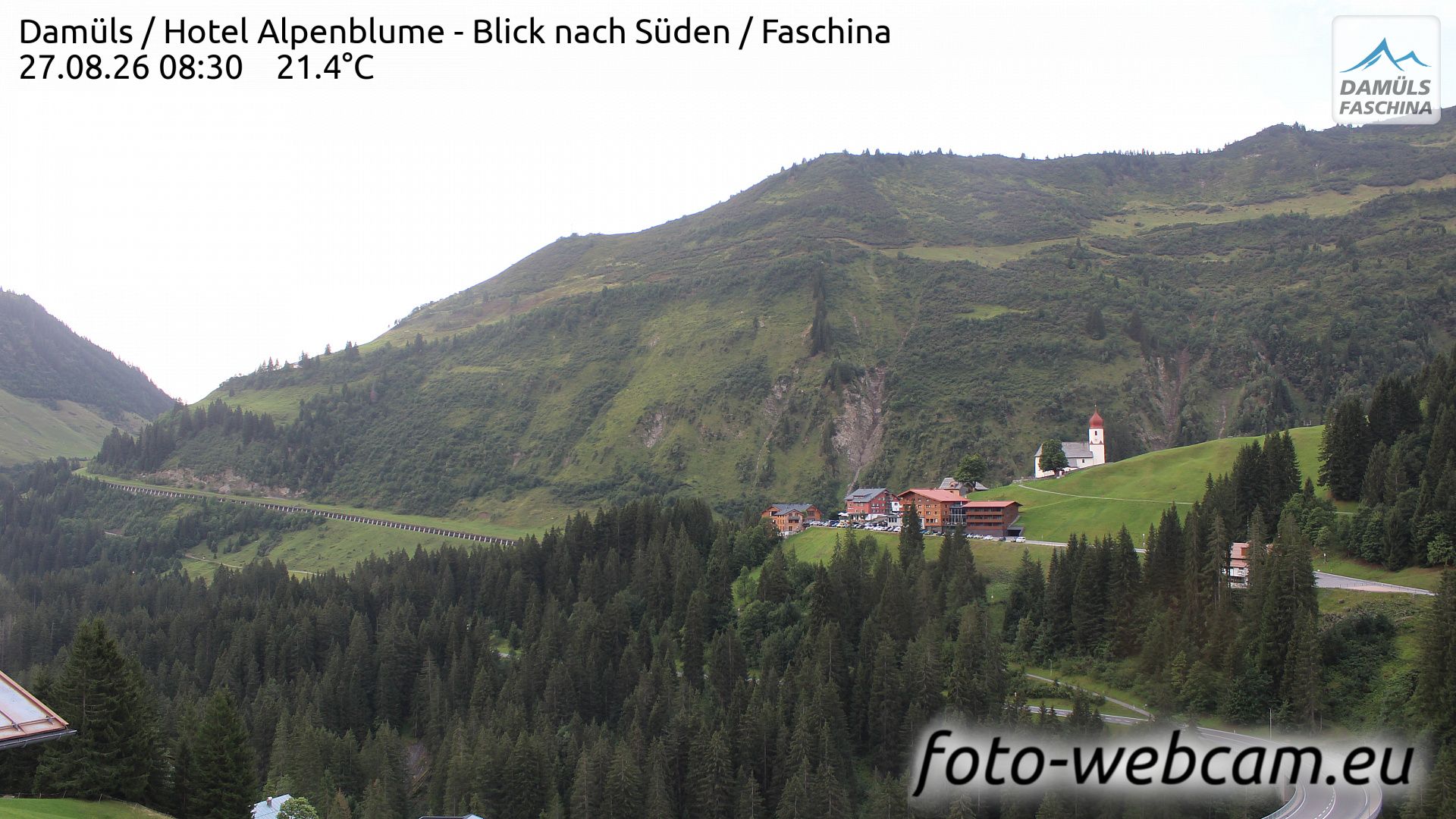 Traffic Cam Gemeinde Damuls: Damüls - Hotel Alpenblume - Blick nach Süden - Faschina