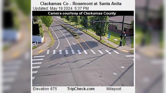 Traffic Cam Rosemont: Clackamas Co - at Santa Anita