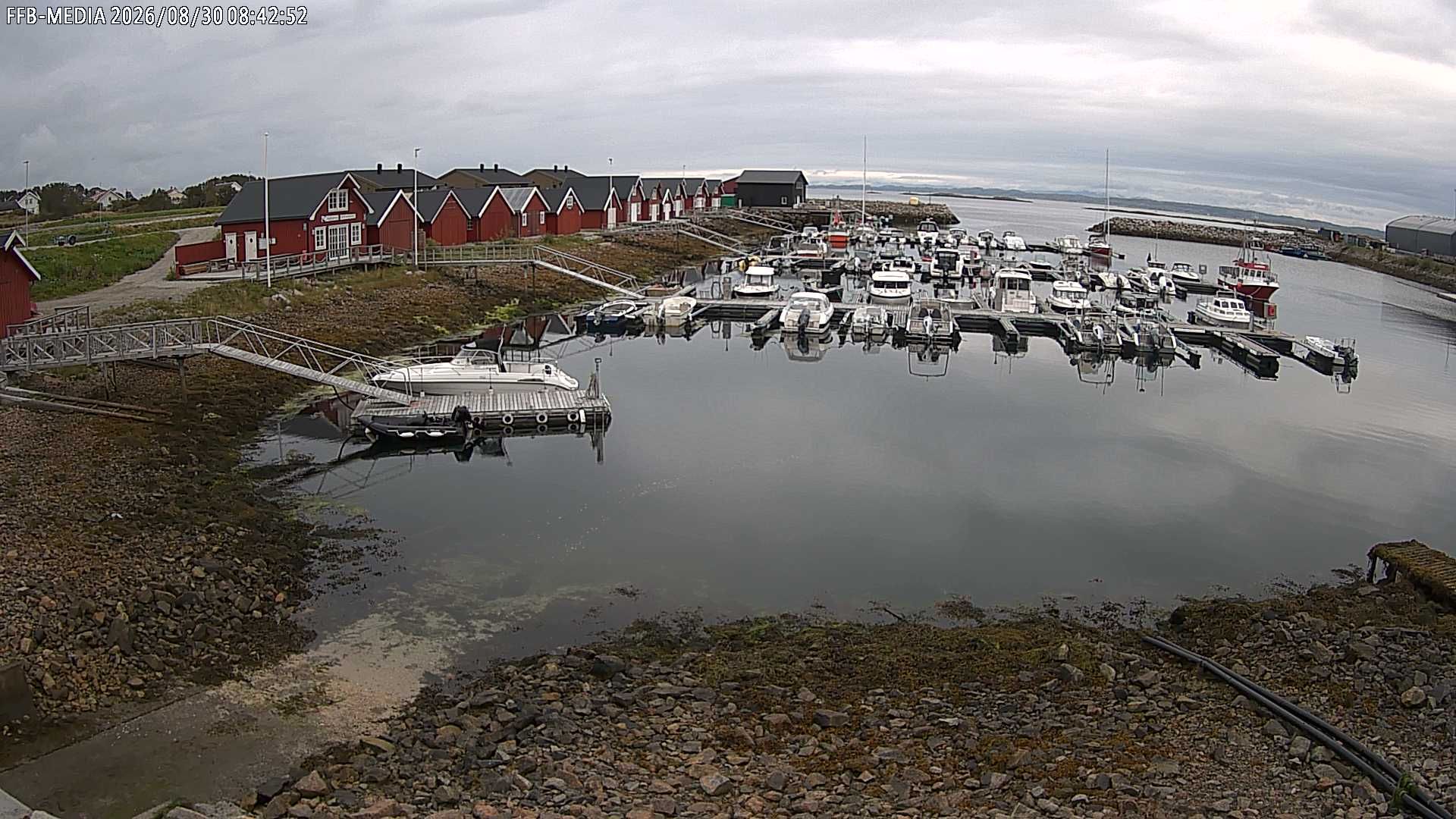 Traffic Cam Hammarvika › South-East: Hamarvik - Frøya - Hamarvik Båtforening