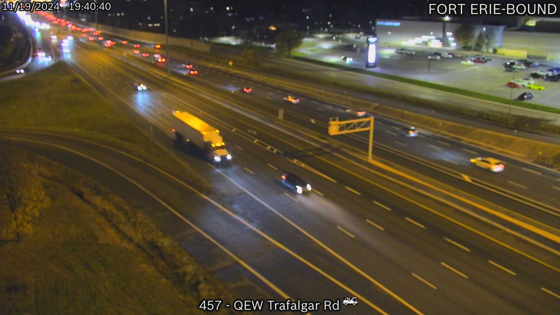 Traffic Cam Mississauga: QEW near Trafalgar Road