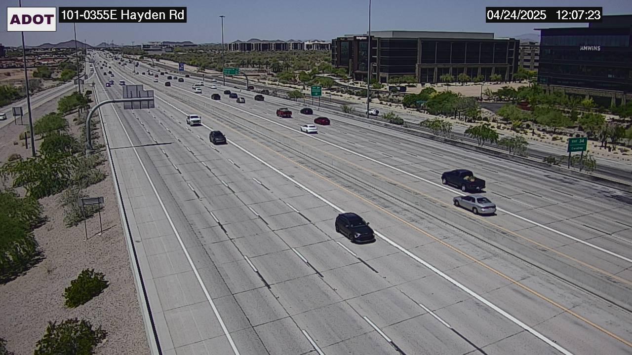 Traffic Cam Scottsdale › East: L-101 EB 35.54 @Hayden