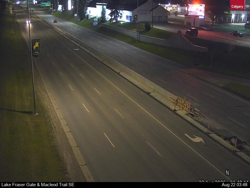 Traffic Cam Canyon Meadows: Lake Fraser Gate - Macleod Trail SE