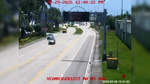 Traffic Cam Doral: EB NW 12 ST @ NW 87 AV