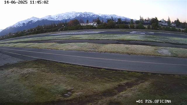 Vitacura SE Stream: City, Traffic, Water, Weather Webcam