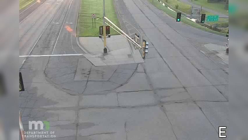 Traffic Cam Moorhead: US 10: T.H.10 WB @ 1st Ave