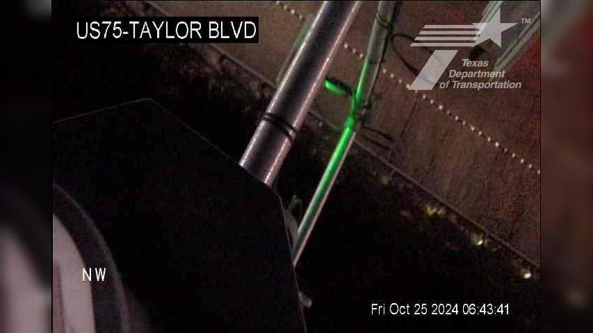 Traffic Cam Anna › North: US 75 @ Taylor Blvd