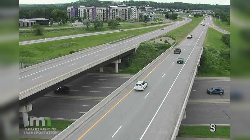 Traffic Cam Burnsville: I-35E: I-35E SB @ Co Rd