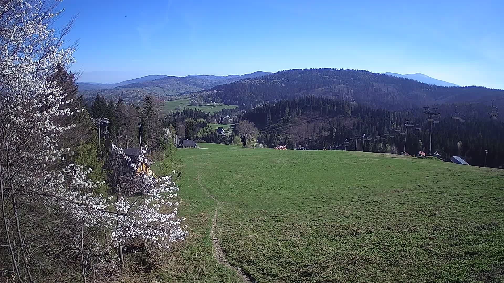 Traffic Cam Korbielow › North-East