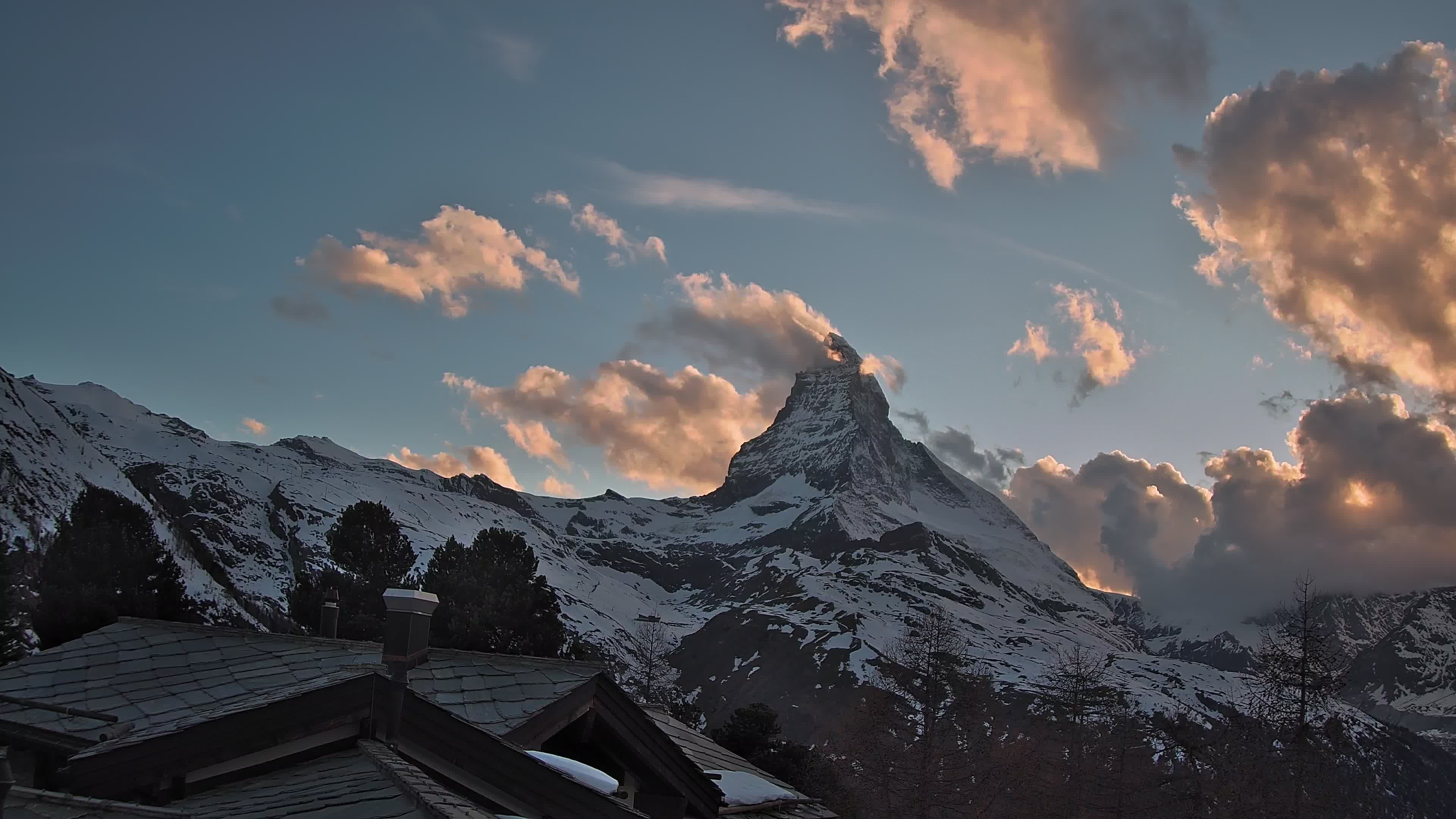 Zermatt: Riffelalp Resort 2222m