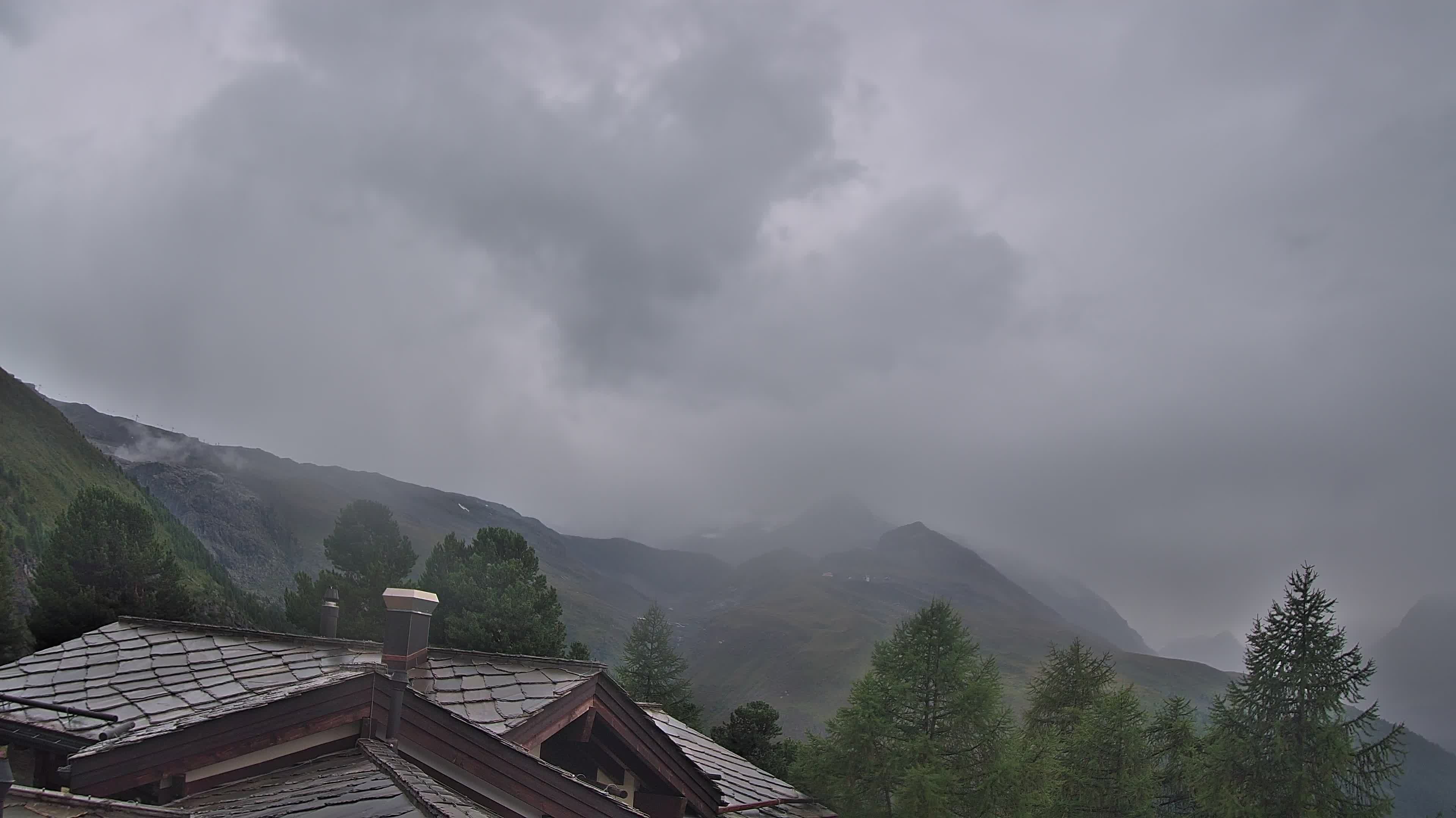 Zermatt: Riffelalp Resort 2222m
