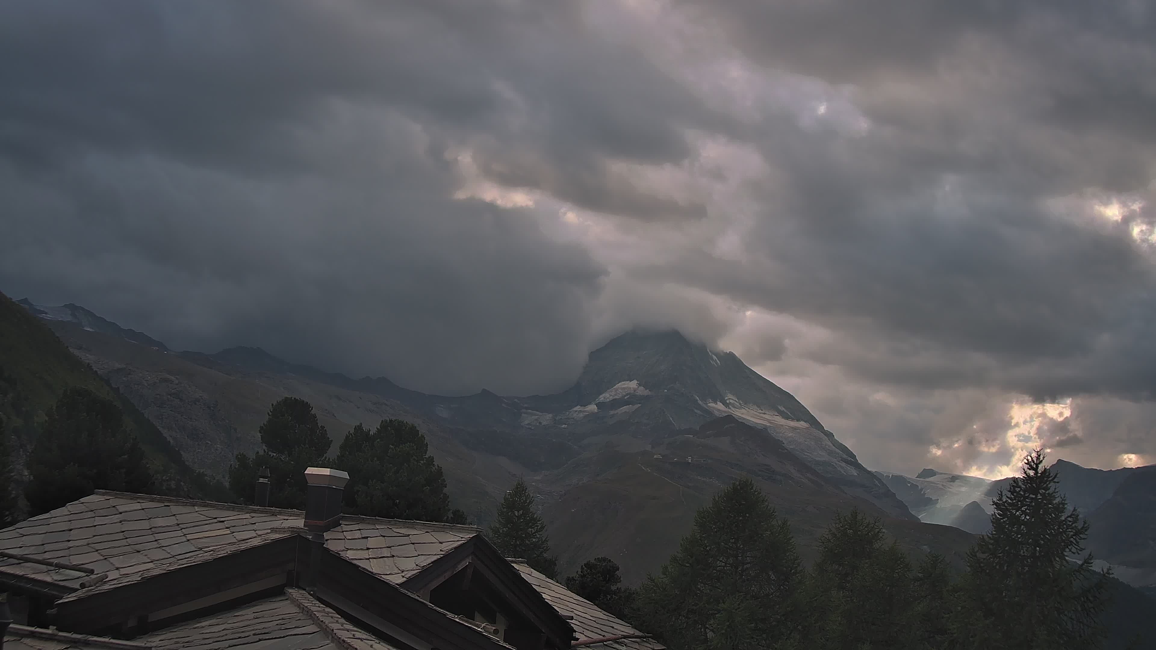 Zermatt: Riffelalp Resort 2222m