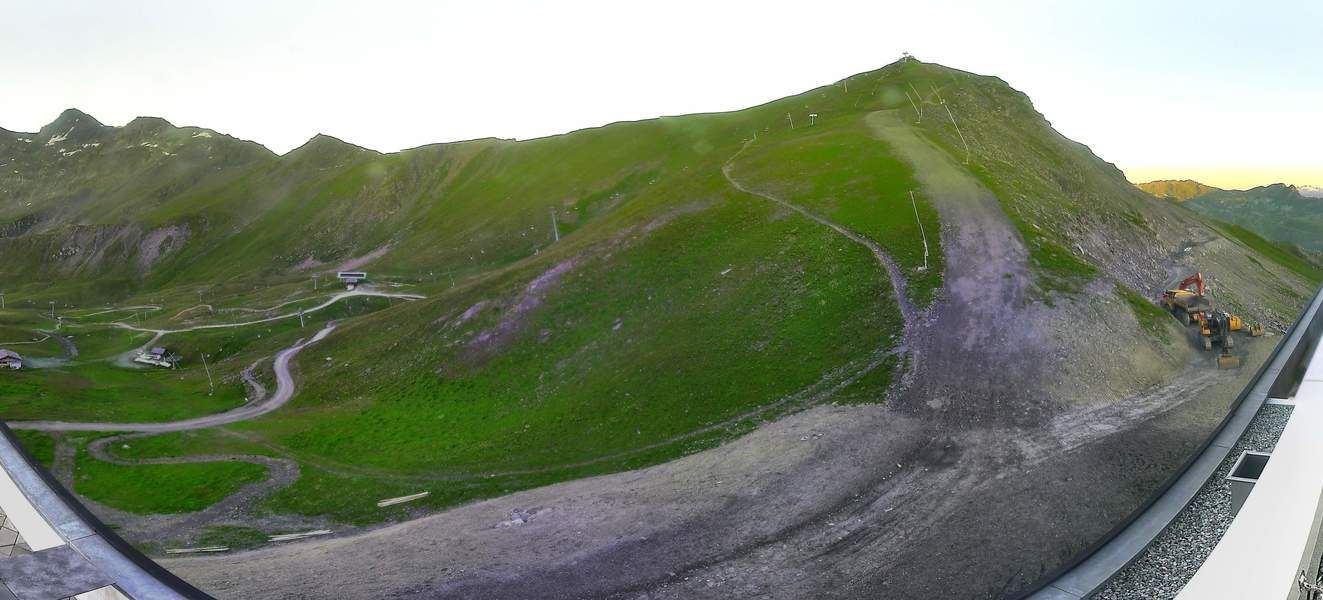 Anniviers: Grimentz - départ de la télécabine de Bendolla