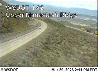 Traffic Cam Kittitas › East: I-82 at MP 7.7: Manastash Ridge Summit