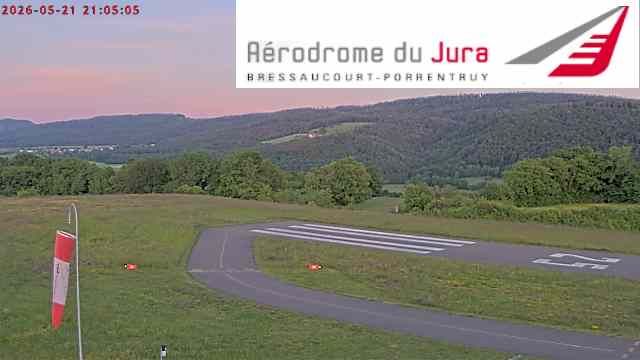 Fontenais › Osten: Airfield Bressaucourt