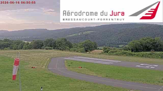 Fontenais › Osten: Airfield Bressaucourt