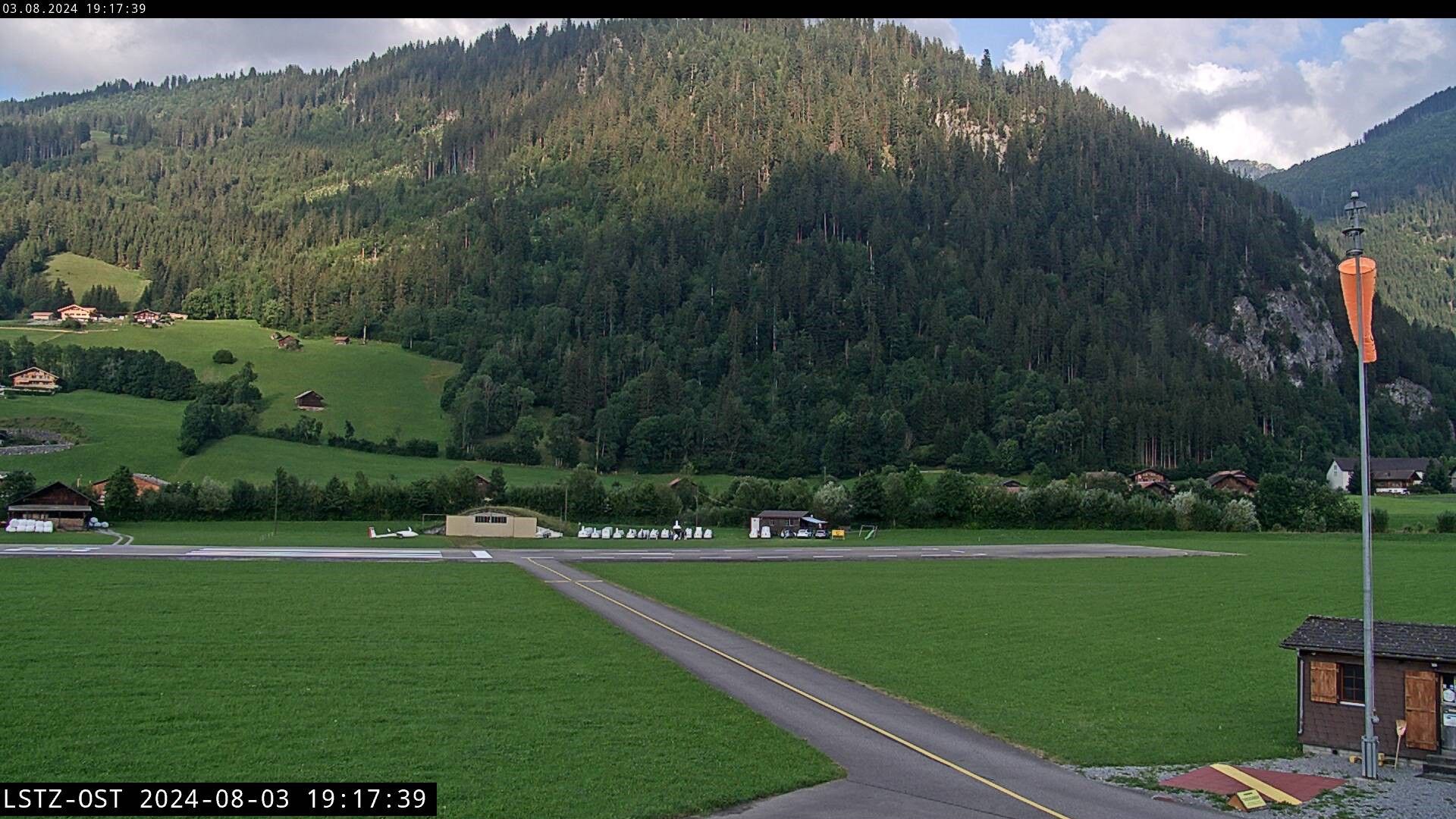 Zweisimmen: Flugplatz