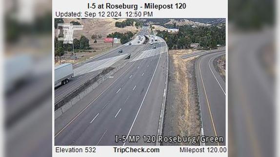 Traffic Cam Green: I-5 at Roseburg - Milepost 120