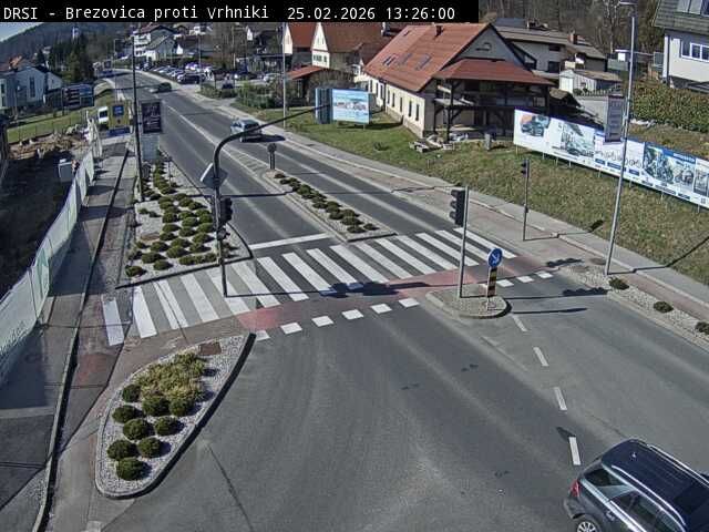 Traffic Cam Brezovica pri Ljubljani: R2-409, Brezovica - Vrhnika, Brezovica