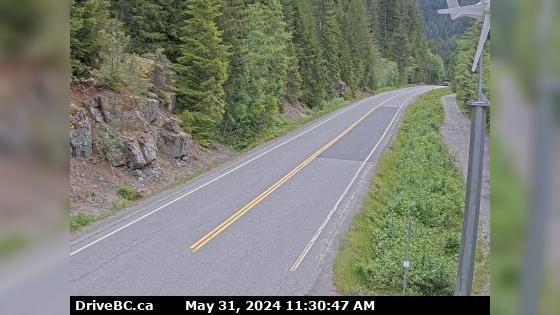Traffic Cam Bridal Falls › East: Hwy 28, (Gold River Hwy), at Crest Lake, about 14 km east of Gold River, looking east