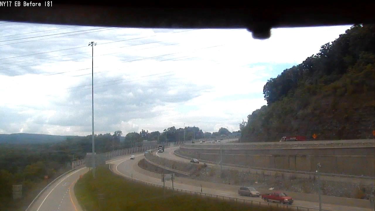 Traffic Cam Port Dickinson › East: NY 17 Approaching I-81