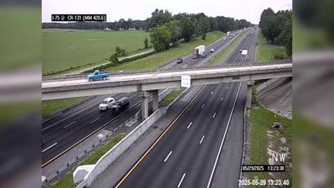 Traffic Cam Lake CIty: I-75 @ MM 420.6 - CR-131 - Tustenuggee Ave