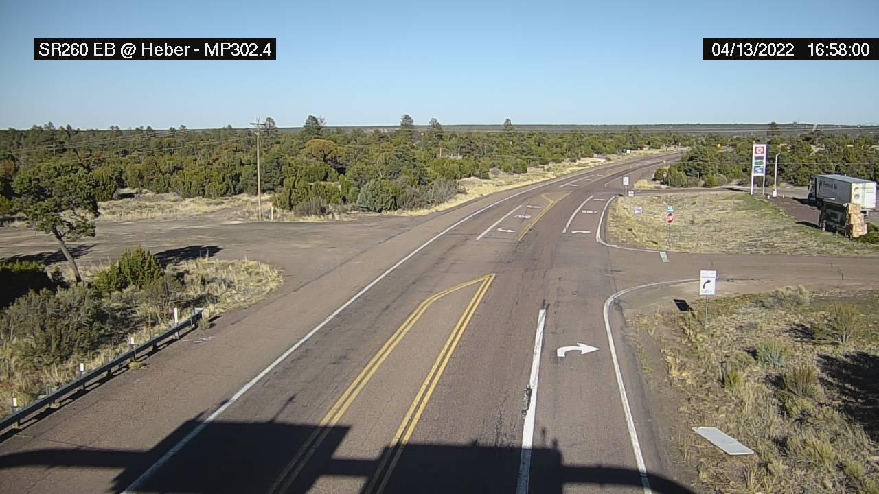 Traffic Cam Heber › East: SR- EB .