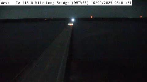 Traffic Cam Polk City: DM - IA 415 @ Mile Long Bridge (66)