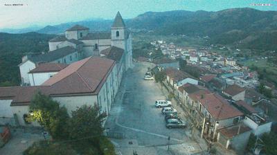 immagine della webcam nei dintorni di Lagonegro: webcam Marsico Nuovo