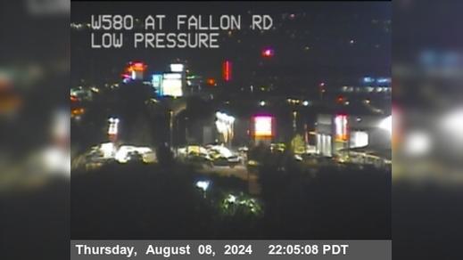 Traffic Cam Pleasanton › West: TVA60 -- I-580 : AT FALLON RD LOOP