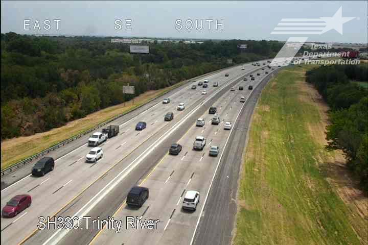 Traffic Cam Grand Prairie › North: SH 360 @ Trinity River