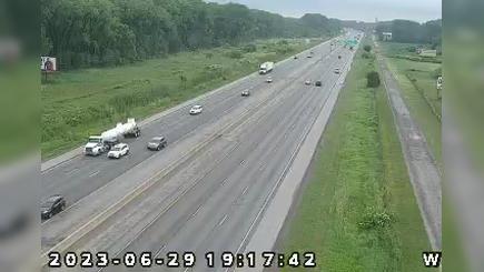 Traffic Cam Portage: I-94: 1-094-017-9-2 W OF SR 249