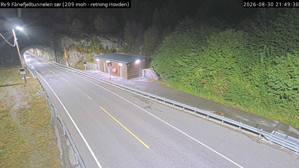 Traffic Cam Lauvdal: R9 Fånefjelltunnelen sør (Hovden)