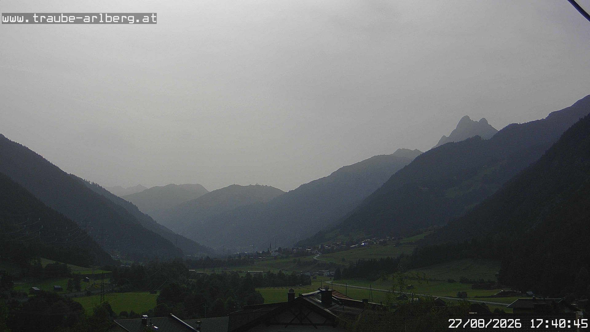 Traffic Cam Schnann: Arlberg - Gasthof Traube