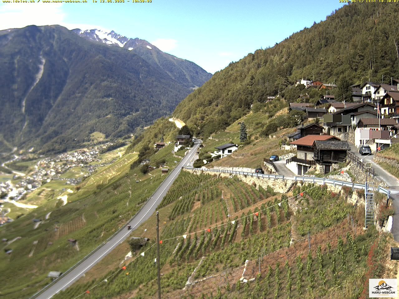 Ravoire › Westen: Vue sur la route du Col de la Forclaz sur Martigny Valais Suisse.- France
