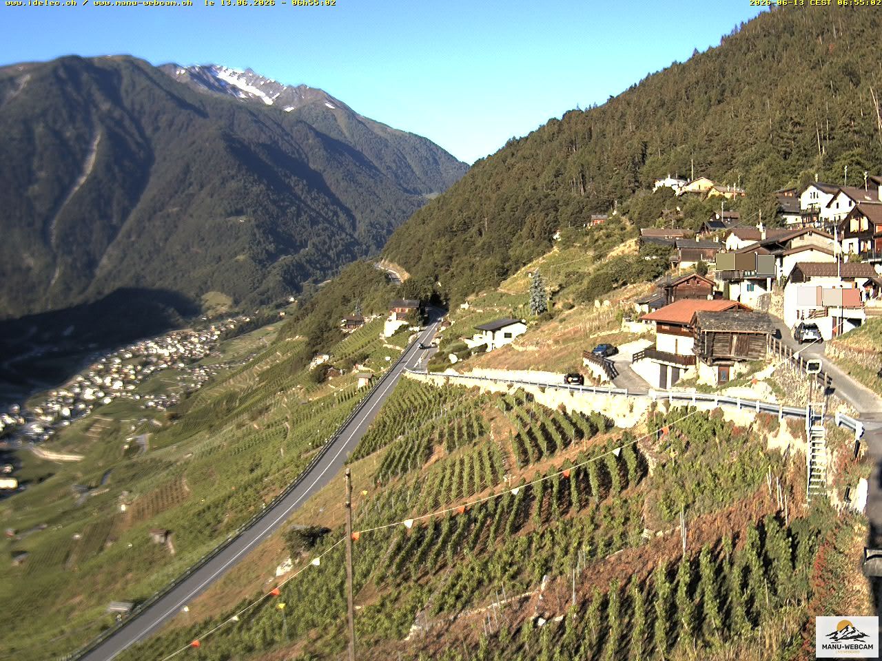 Ravoire › Westen: Vue sur la route du Col de la Forclaz sur Martigny Valais Suisse.- France