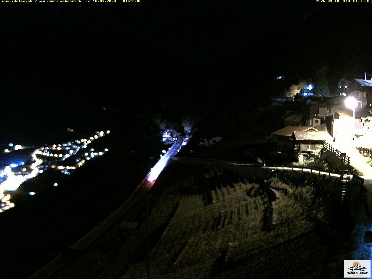 Ravoire: Vue sur la route du Col de la Forclaz sur Martigny Valais Suisse.- France