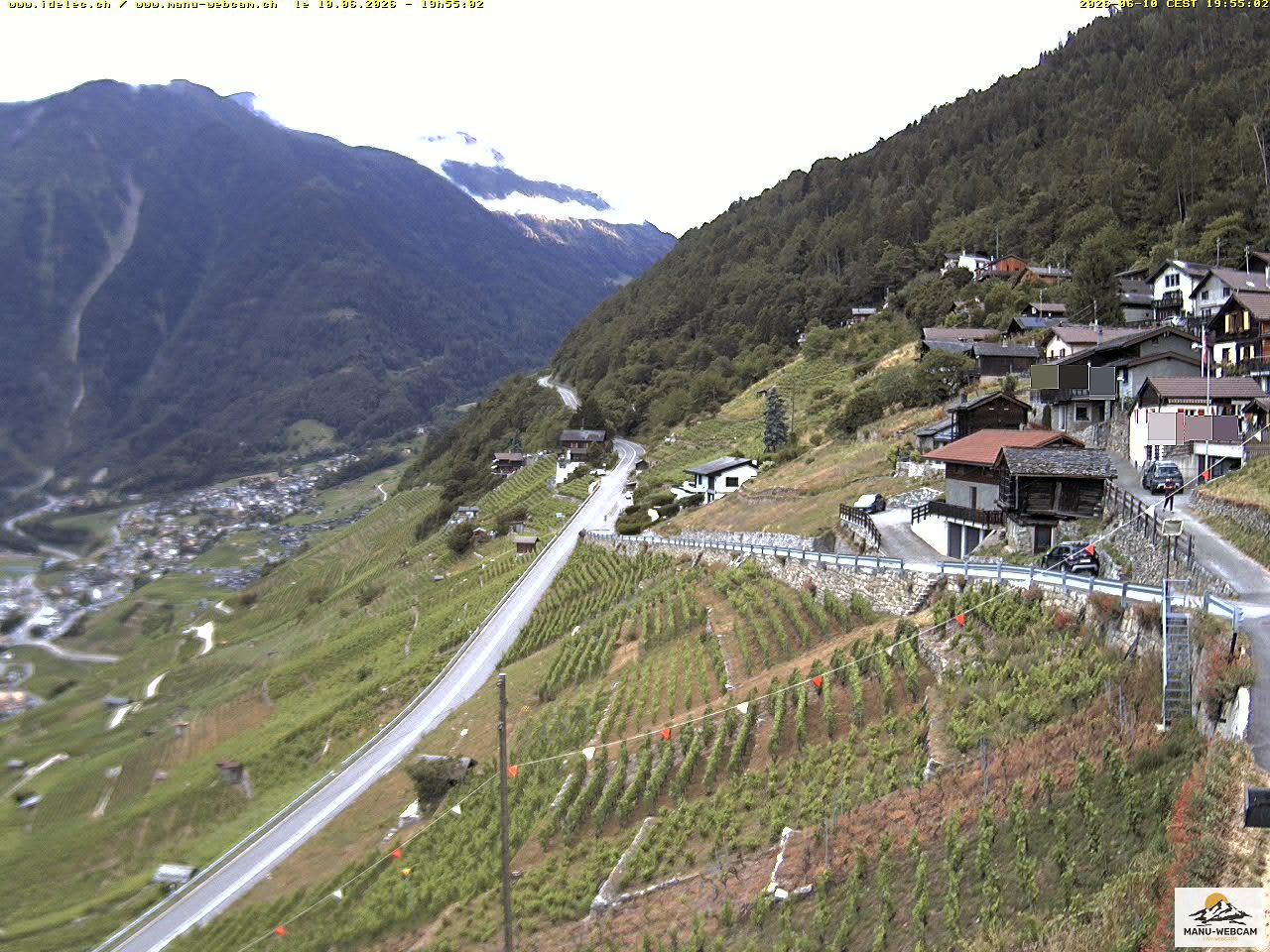 Ravoire › Westen: Vue sur la route du Col de la Forclaz sur Martigny Valais Suisse.- France