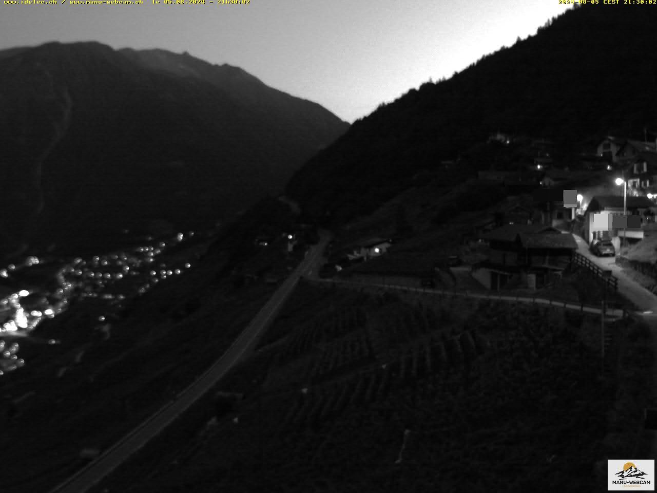 Ravoire: Vue sur la route du Col de la Forclaz sur Martigny - France