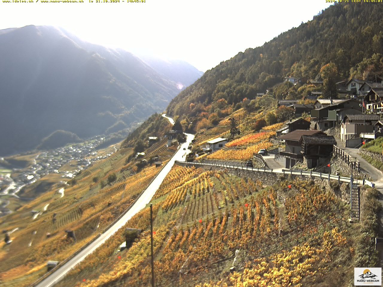 Ravoire: Vue sur la route du Col de la Forclaz sur Martigny - France