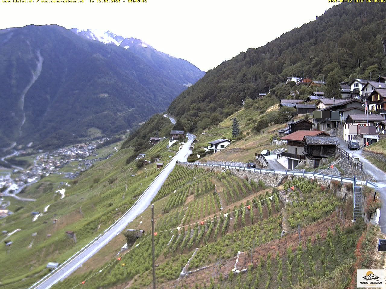 Ravoire › Westen: Vue sur la route du Col de la Forclaz sur Martigny Valais Suisse.- France