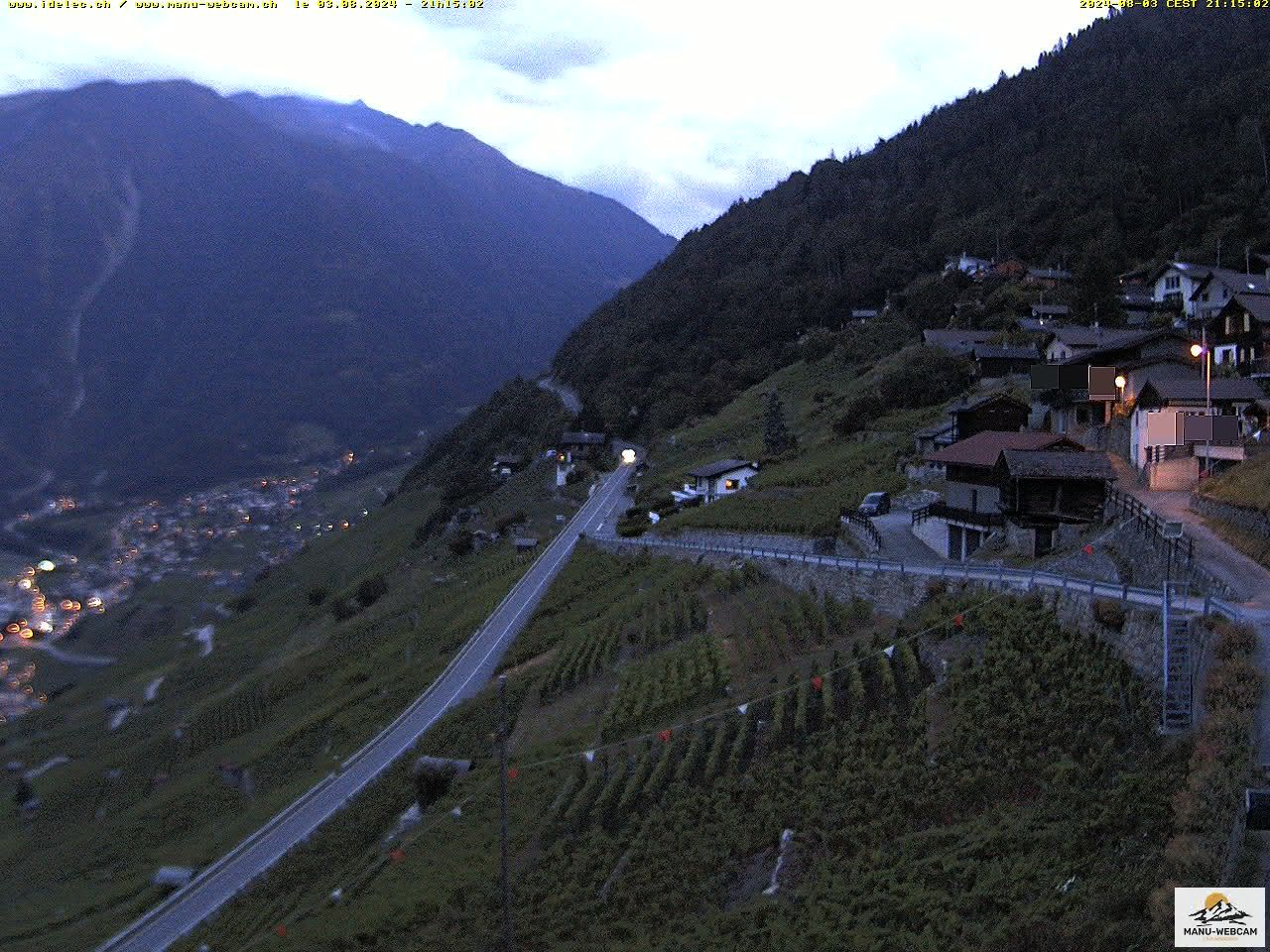 Ravoire: Vue sur la route du Col de la Forclaz sur Martigny - France