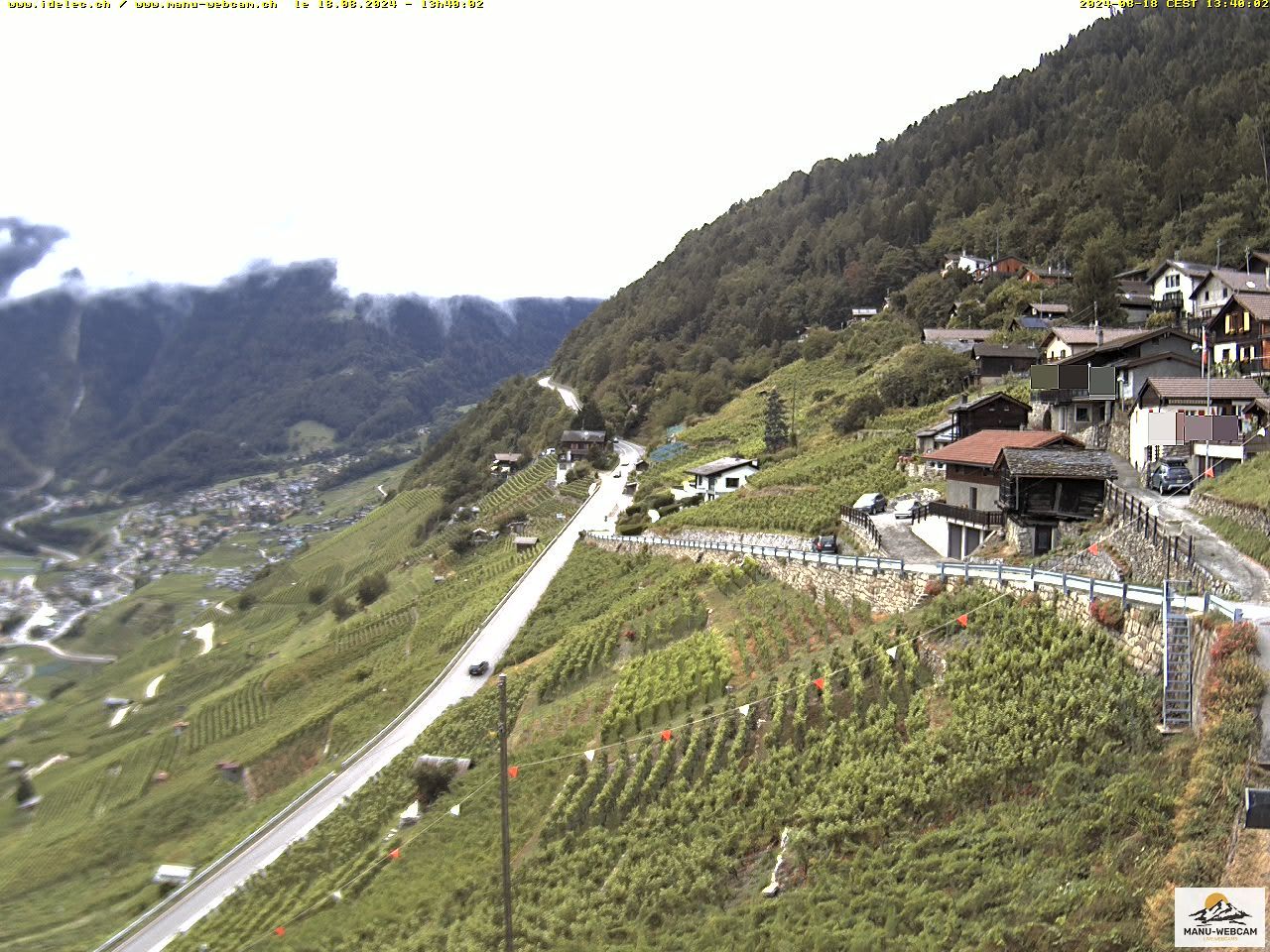 Ravoire: Vue sur la route du Col de la Forclaz sur Martigny - France