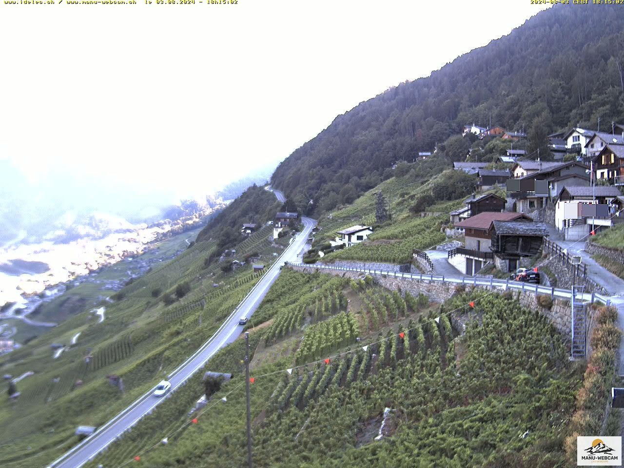 Ravoire: Vue sur la route du Col de la Forclaz sur Martigny - France